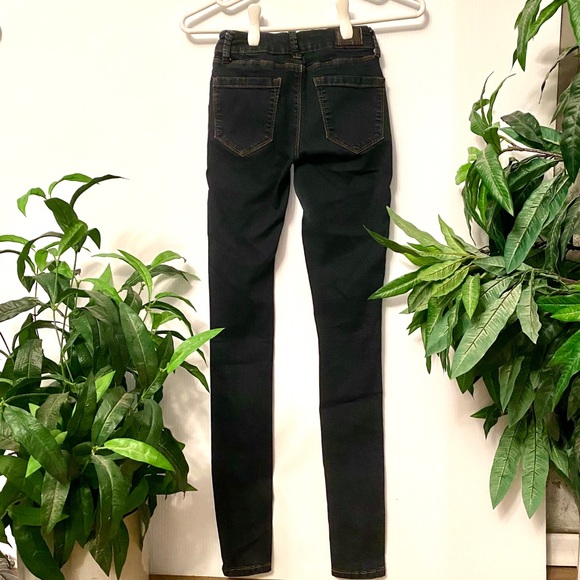 Bluenotes Stretchy Jeggings - Picture 2 of 4